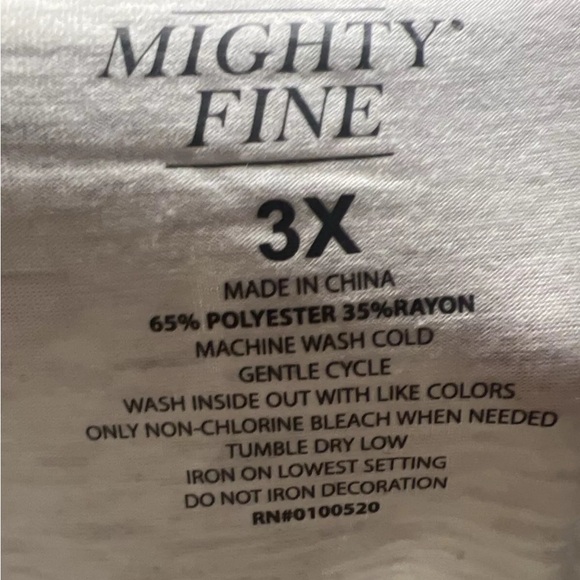 Mighty Fine Woman Cat Shirt Size XL, 2X,3X Graphic Design Cats New - Picture 6 of 6